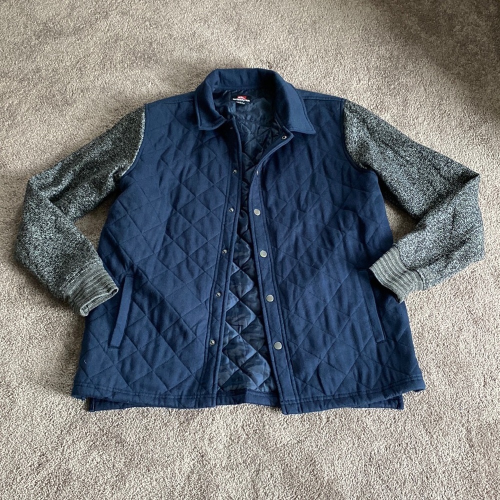 Quiksilver Navy Quilted Button Down Jacket Size L Gray Knit Sleeves